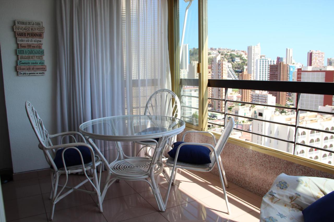 Acuarium Apartment Benidorm Bagian luar foto